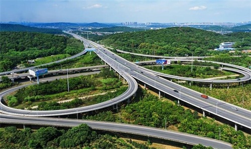秦都钢筋套筒应用于高速公路